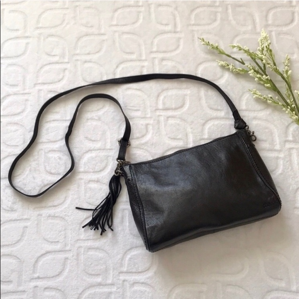 Black crossbody purse